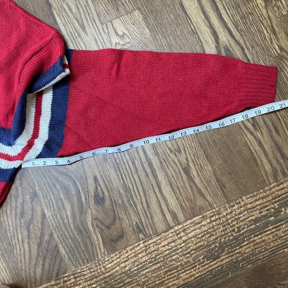 Vintage 90s Disney Mickey Unlimited Mickey Mouse Wool Blend Red Pullover Sweater - Picture 9 of 9